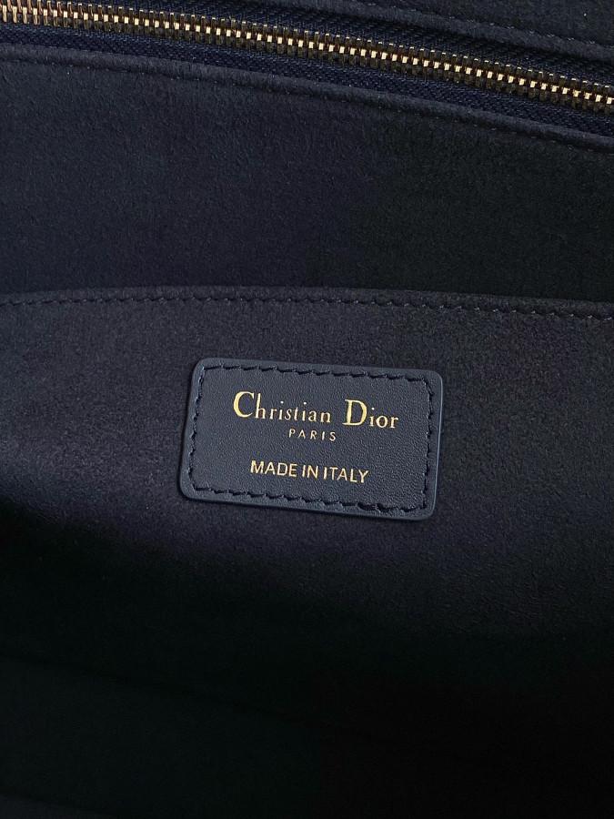 Túi xách Dior Tote Book