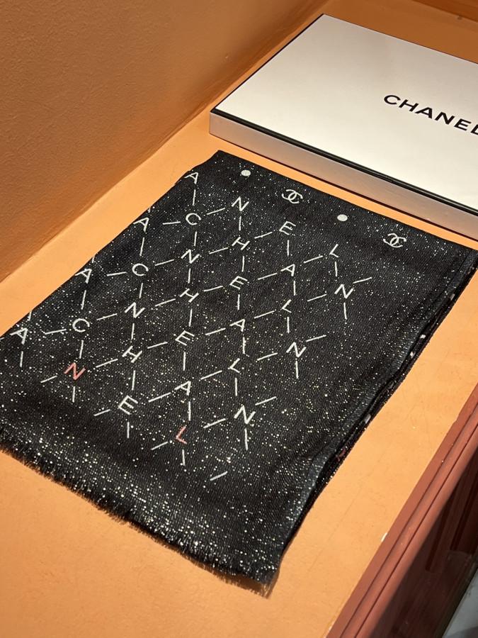 Khăn Chanel
