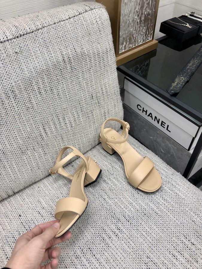 Dép sandal Chanel
