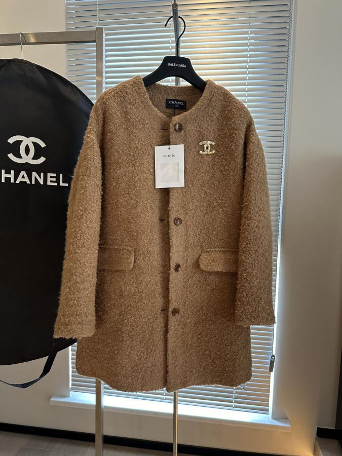 Áo khoác Chanel
