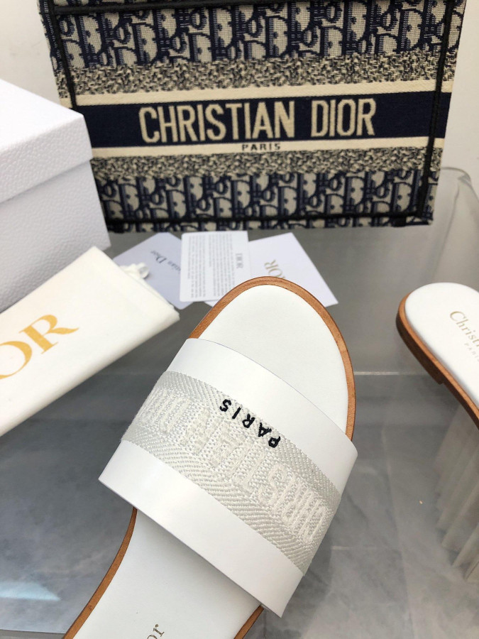 Dép Dior