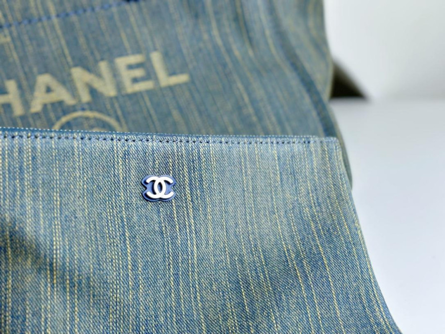 Túi xách Chanel Tote