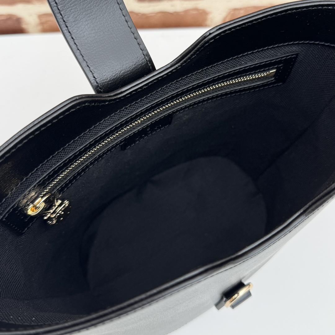 Túi xách Gucci Mini bucket shoulder bag